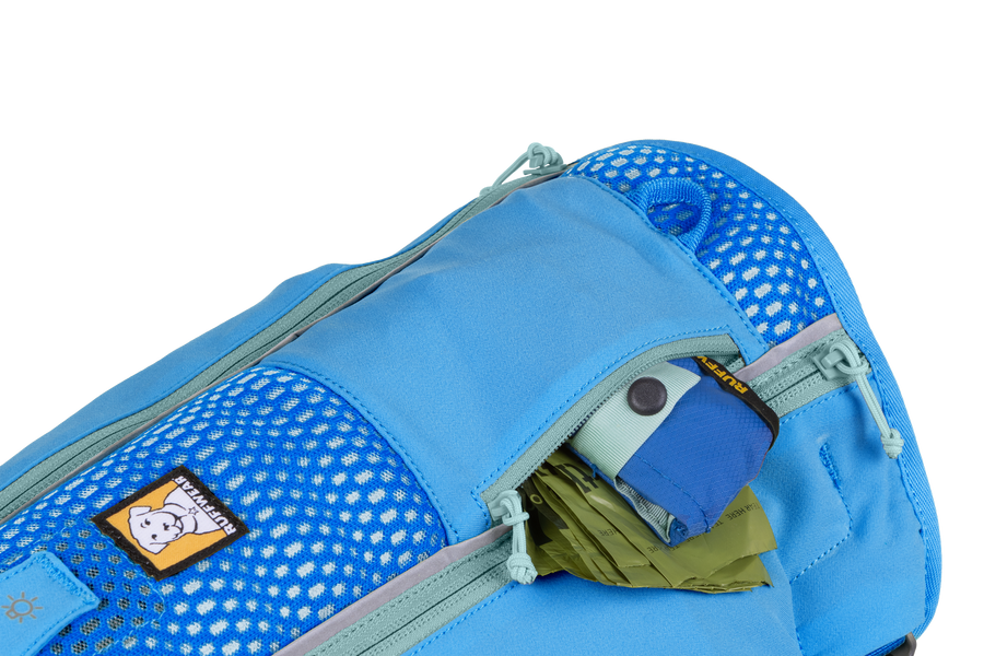 5080_TrailRunnerRunningVest_BluePool_Pocket_SMALL_d0186514-445d-4a39-a7eb-12ed22563342.png
